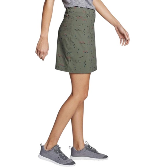 Eddie Bauer Adventurer 2.0 Stretch Skort Women's Size 10 Olive Green Arrow Print - Picture 5 of 9